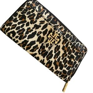 Tory Burch wallet
